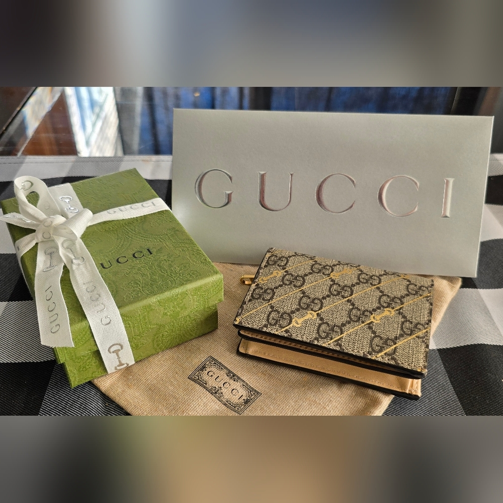 Authentic Gucci GG Supreme Canvas Leather Horsebit Folded Card Holder Wallet